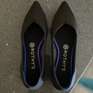 Rothy’s black pointed toe flats